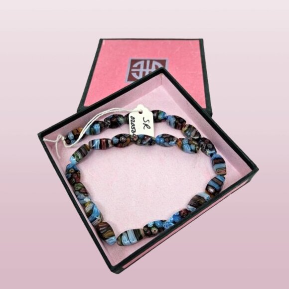 Beautiful Handmade Multi-Color Beaded Necklace - Picture 1 of 6